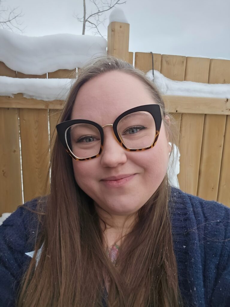 Amber Nussey Head Shot